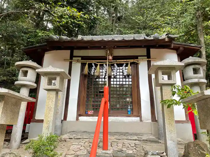 賣布神社の末社・摂社