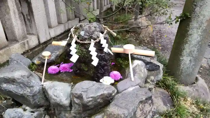 八剣神社の手水舎