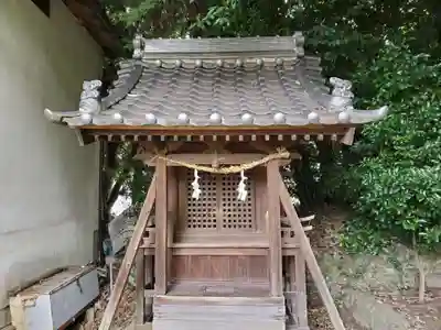 森・深江・青木 総氏神　稲荷神社の末社・摂社