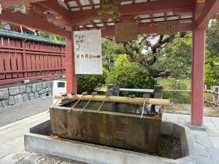 津島神社の手水舎