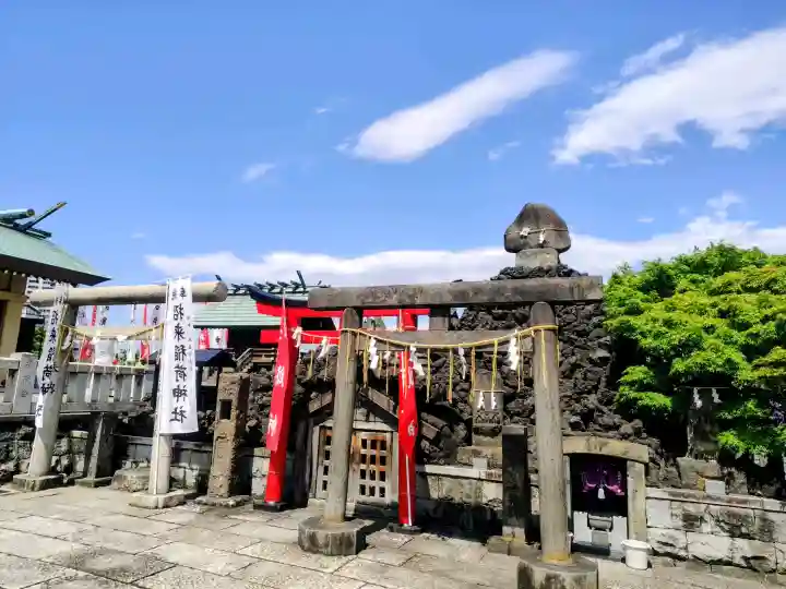 石濱神社の{uncategorized: "未分類", other: "その他", undefined: "問題あり", building: "その他建物", grave: "お墓", sacred_gate: "鳥居", guardian: "狛犬", statue: "像", buddha: "仏像", history: "歴史", nature: "自然", garden: "庭園", animal: "動物", pagoda: "塔", temizu: "手水舎", mountain_gate: "山門・神門", sanctuary: "本殿・本堂", subordinate: "末社・摂社", art: "芸術", scenery: "景色", jizo: "地蔵", ema: "絵馬", goshuin: "御朱印", omikuji: "おみくじ", items: "授与品その他", amulet: "お守り", goshuincho: "御朱印帳", eats: "食事", festival: "お祭り", votive_dance: "神楽", shichigosan: "七五三参", wedding: "結婚式", experience: "体験その他", initially: "初詣", around: "周辺", anti_infection: "感染症対策"}