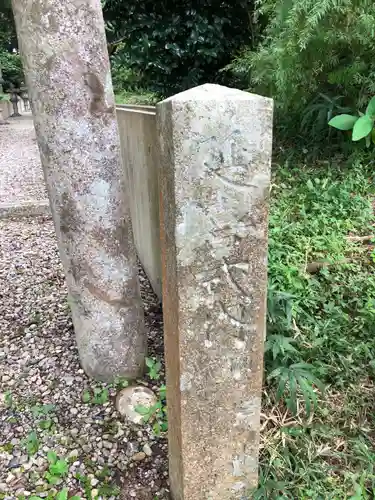 鳥墓神社の建物その他