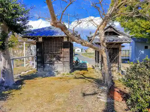 神明社（給父）の末社