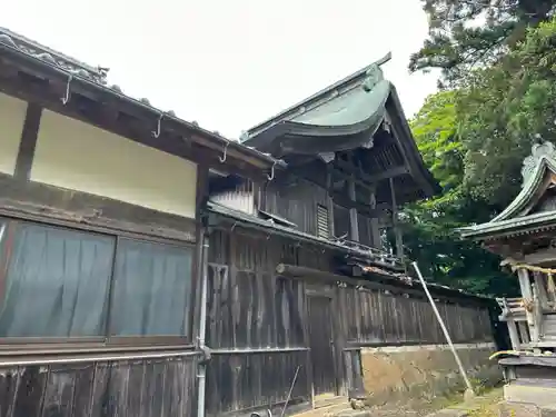 刺鹿神社の本殿