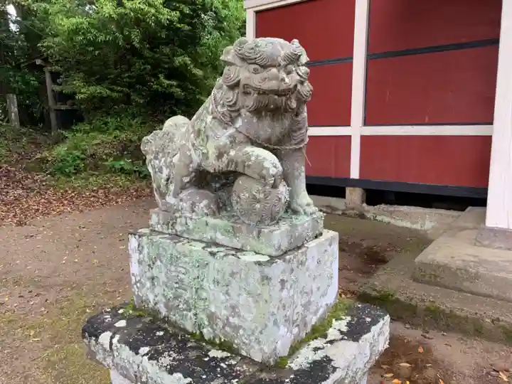 山神水神神社の狛犬