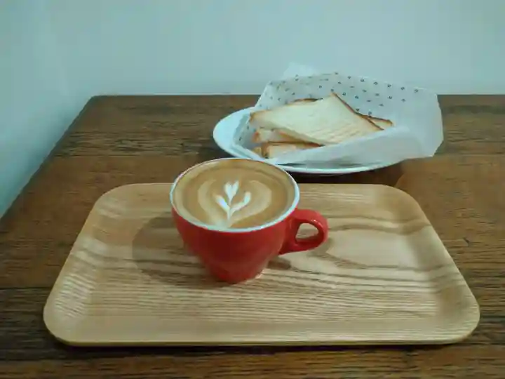 三翁神社の周辺