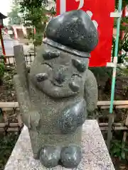 亀ケ池八幡宮の像