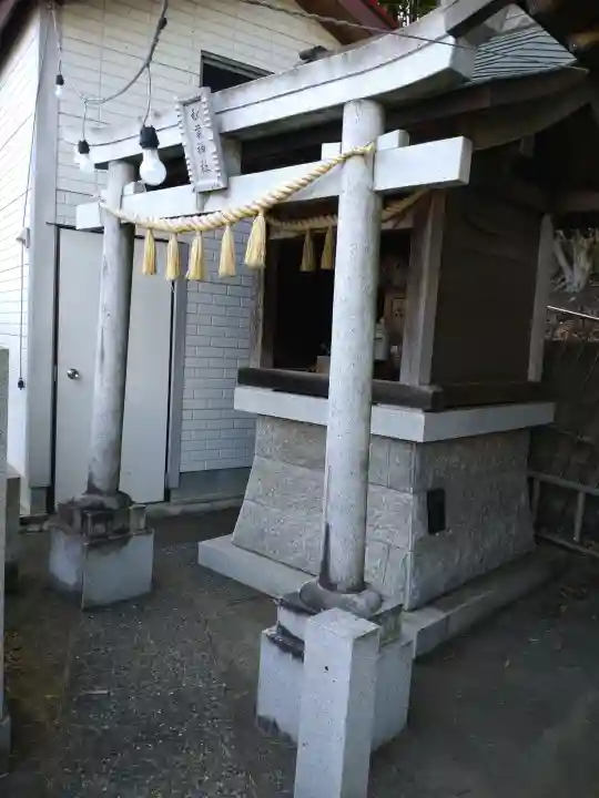 立石神社の{uncategorized: "未分類", other: "その他", undefined: "問題あり", building: "その他建物", grave: "お墓", sacred_gate: "鳥居", guardian: "狛犬", statue: "像", buddha: "仏像", history: "歴史", nature: "自然", garden: "庭園", animal: "動物", pagoda: "塔", temizu: "手水舎", mountain_gate: "山門・神門", sanctuary: "本殿・本堂", subordinate: "末社・摂社", art: "芸術", scenery: "景色", jizo: "地蔵", ema: "絵馬", goshuin: "御朱印", omikuji: "おみくじ", items: "授与品その他", amulet: "お守り", goshuincho: "御朱印帳", eats: "食事", festival: "お祭り", votive_dance: "神楽", shichigosan: "七五三参", wedding: "結婚式", experience: "体験その他", initially: "初詣", around: "周辺", anti_infection: "感染症対策"}