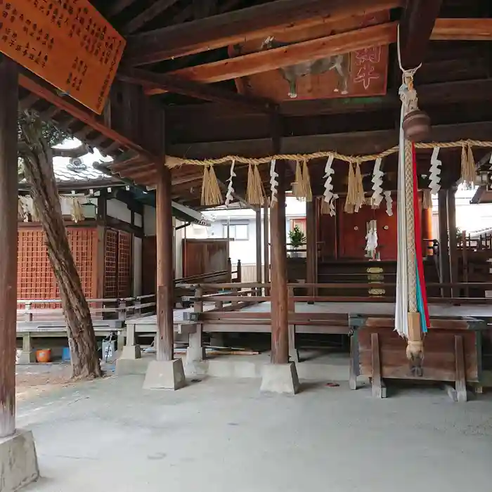 東の宮恵美須神社の本殿