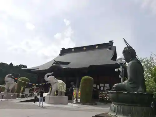 長福寿寺の本殿・本堂