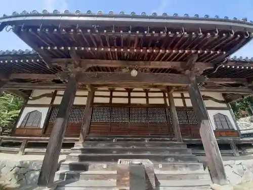 極楽寺(吐田極楽寺)の{uncategorized: "未分類", other: "その他", undefined: "問題あり", building: "その他建物", grave: "お墓", sacred_gate: "鳥居", guardian: "狛犬", statue: "像", buddha: "仏像", history: "歴史", nature: "自然", garden: "庭園", animal: "動物", pagoda: "塔", temizu: "手水舎", mountain_gate: "山門・神門", sanctuary: "本殿・本堂", subordinate: "末社・摂社", art: "芸術", scenery: "景色", jizo: "地蔵", ema: "絵馬", goshuin: "御朱印", omikuji: "おみくじ", items: "授与品その他", amulet: "お守り", goshuincho: "御朱印帳", eats: "食事", festival: "お祭り", votive_dance: "神楽", shichigosan: "七五三参", wedding: "結婚式", experience: "体験その他", initially: "初詣", around: "周辺", anti_infection: "感染症対策"}