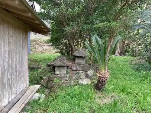 御嶽神社の末社