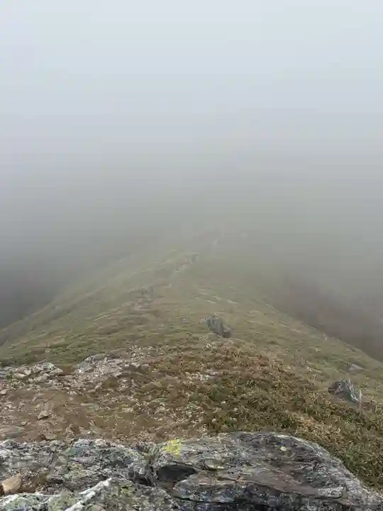 劔山本宮宝蔵石神社(徳島県)