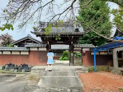 長善寺の山門・神門