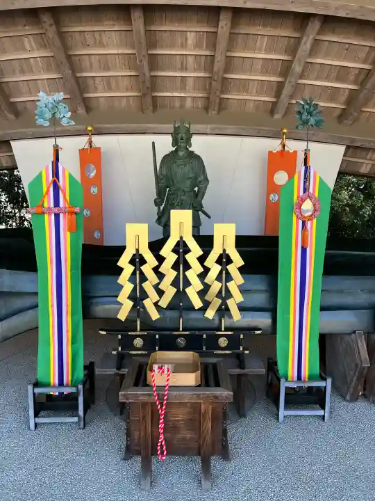 白鷺神社の{uncategorized: "未分類", other: "その他", undefined: "問題あり", building: "その他建物", grave: "お墓", sacred_gate: "鳥居", guardian: "狛犬", statue: "像", buddha: "仏像", history: "歴史", nature: "自然", garden: "庭園", animal: "動物", pagoda: "塔", temizu: "手水舎", mountain_gate: "山門・神門", sanctuary: "本殿・本堂", subordinate: "末社・摂社", art: "芸術", scenery: "景色", jizo: "地蔵", ema: "絵馬", goshuin: "御朱印", omikuji: "おみくじ", items: "授与品その他", amulet: "お守り", goshuincho: "御朱印帳", eats: "食事", festival: "お祭り", votive_dance: "神楽", shichigosan: "七五三参", wedding: "結婚式", experience: "体験その他", initially: "初詣", around: "周辺", anti_infection: "感染症対策"}