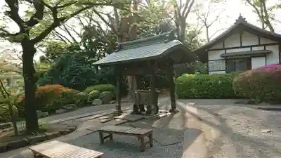 等覚院の手水舎