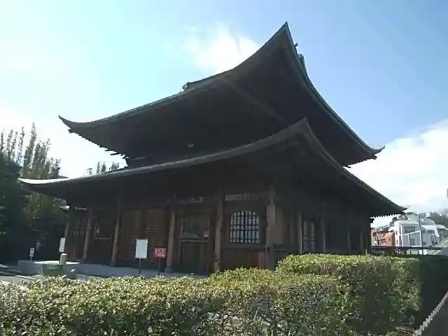 東漸寺の本殿・本堂