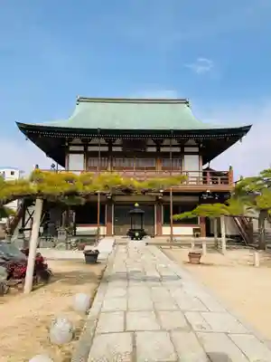 善楽寺の本殿・本堂