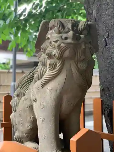 嶺御嶽神社の狛犬