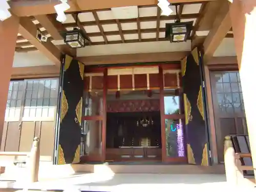 白鬚神社の本殿・本堂