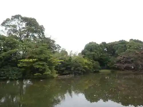 菊田神社の庭園