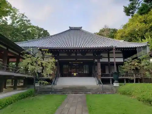 妙法寺の本殿・本堂
