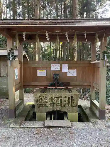川添神社の手水舎