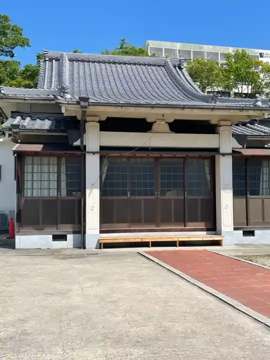 西往寺の本殿・本堂