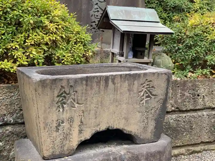 赤羽八幡神社の手水舎