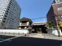 冷雲院の{uncategorized: "未分類", other: "その他", undefined: "問題あり", building: "その他建物", grave: "お墓", sacred_gate: "鳥居", guardian: "狛犬", statue: "像", buddha: "仏像", history: "歴史", nature: "自然", garden: "庭園", animal: "動物", pagoda: "塔", temizu: "手水舎", mountain_gate: "山門・神門", sanctuary: "本殿・本堂", subordinate: "末社・摂社", art: "芸術", scenery: "景色", jizo: "地蔵", ema: "絵馬", goshuin: "御朱印", omikuji: "おみくじ", items: "授与品その他", amulet: "お守り", goshuincho: "御朱印帳", eats: "食事", festival: "お祭り", votive_dance: "神楽", shichigosan: "七五三参", wedding: "結婚式", experience: "体験その他", initially: "初詣", around: "周辺", anti_infection: "感染症対策"}