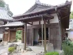 石上寺の本殿