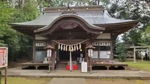 成田熊野神社の本殿・本堂