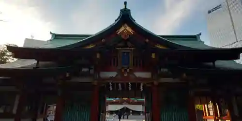 日枝神社の山門