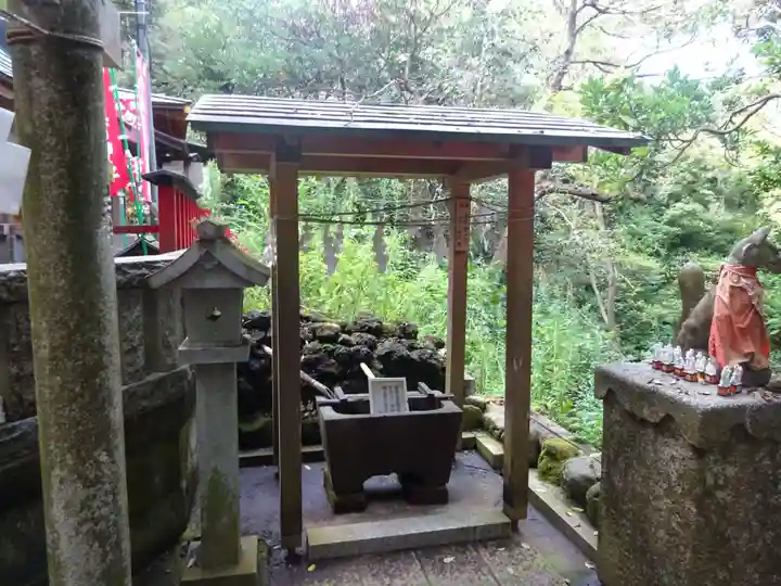佐助稲荷神社の手水舎