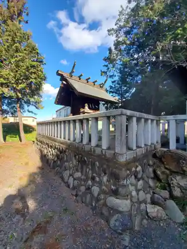 御厨神社の末社