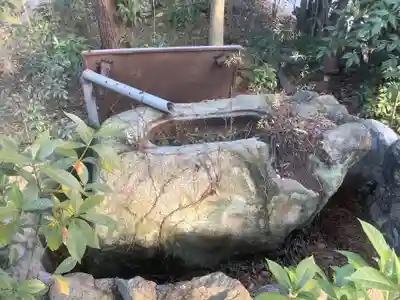 宗教法人御山本部の手水舎