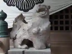 内々神社の狛犬