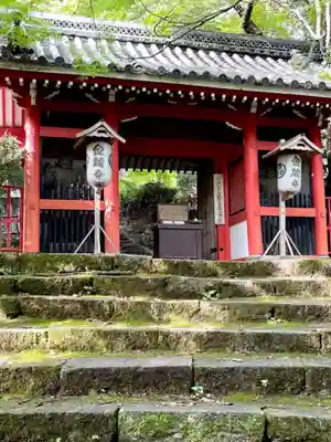 金蔵寺の山門・神門