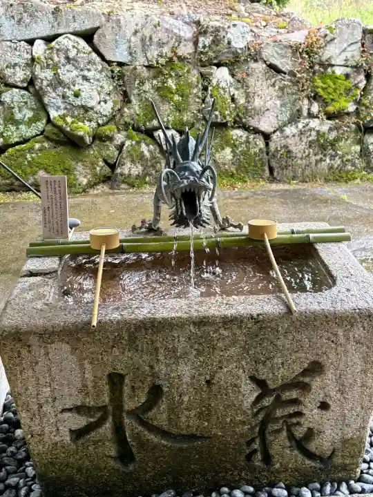 天之御中主尊神社の{uncategorized: "未分類", other: "その他", undefined: "問題あり", building: "その他建物", grave: "お墓", sacred_gate: "鳥居", guardian: "狛犬", statue: "像", buddha: "仏像", history: "歴史", nature: "自然", garden: "庭園", animal: "動物", pagoda: "塔", temizu: "手水舎", mountain_gate: "山門・神門", sanctuary: "本殿・本堂", subordinate: "末社・摂社", art: "芸術", scenery: "景色", jizo: "地蔵", ema: "絵馬", goshuin: "御朱印", omikuji: "おみくじ", items: "授与品その他", amulet: "お守り", goshuincho: "御朱印帳", eats: "食事", festival: "お祭り", votive_dance: "神楽", shichigosan: "七五三参", wedding: "結婚式", experience: "体験その他", initially: "初詣", around: "周辺", anti_infection: "感染症対策"}