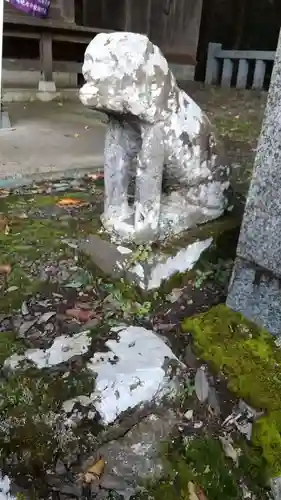 根渡神社の狛犬