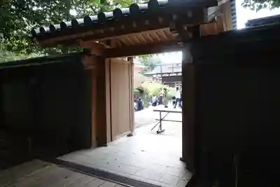 賀茂御祖神社(下鴨神社)の山門・神門