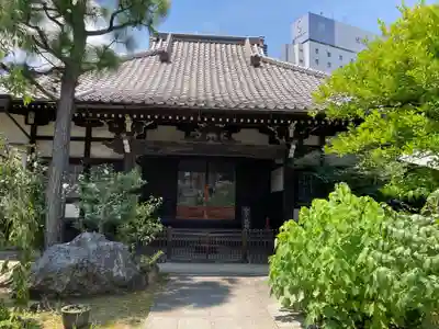 海雲寺の本殿・本堂