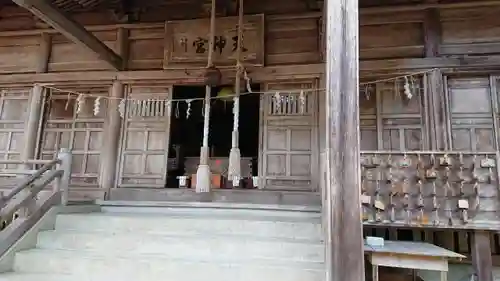 七座神社の本殿・本堂