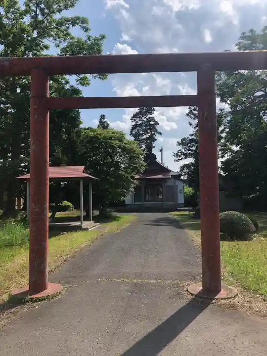 油川神明宮の鳥居