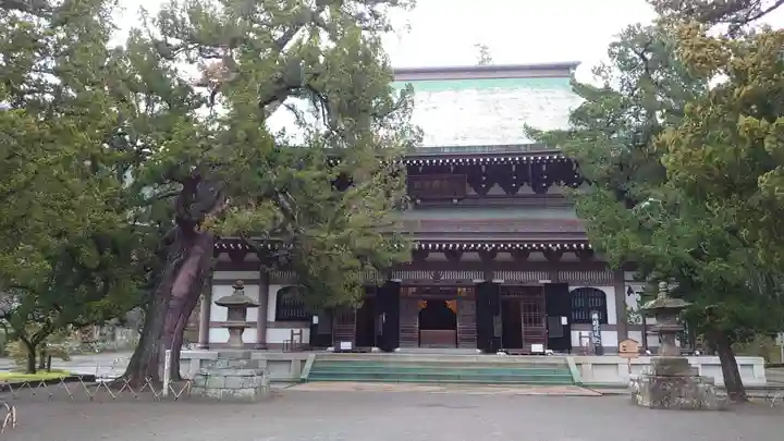 円覚寺の本殿・本堂