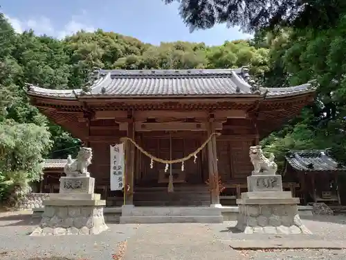 大神山八幡宮の本殿