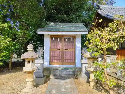 石井神明社の末社・摂社