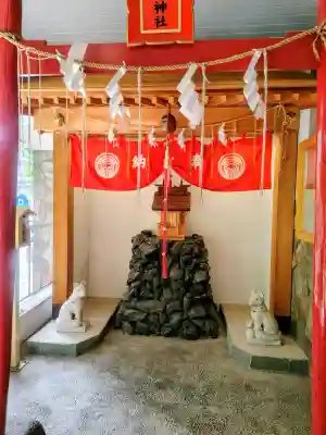 初音森神社の{uncategorized: "未分類", other: "その他", undefined: "問題あり", building: "その他建物", grave: "お墓", sacred_gate: "鳥居", guardian: "狛犬", statue: "像", buddha: "仏像", history: "歴史", nature: "自然", garden: "庭園", animal: "動物", pagoda: "塔", temizu: "手水舎", mountain_gate: "山門・神門", sanctuary: "本殿・本堂", subordinate: "末社・摂社", art: "芸術", scenery: "景色", jizo: "地蔵", ema: "絵馬", goshuin: "御朱印", omikuji: "おみくじ", items: "授与品その他", amulet: "お守り", goshuincho: "御朱印帳", eats: "食事", festival: "お祭り", votive_dance: "神楽", shichigosan: "七五三参", wedding: "結婚式", experience: "体験その他", initially: "初詣", around: "周辺", anti_infection: "感染症対策"}
