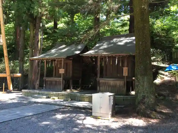 諏訪大社下社春宮の末社・摂社