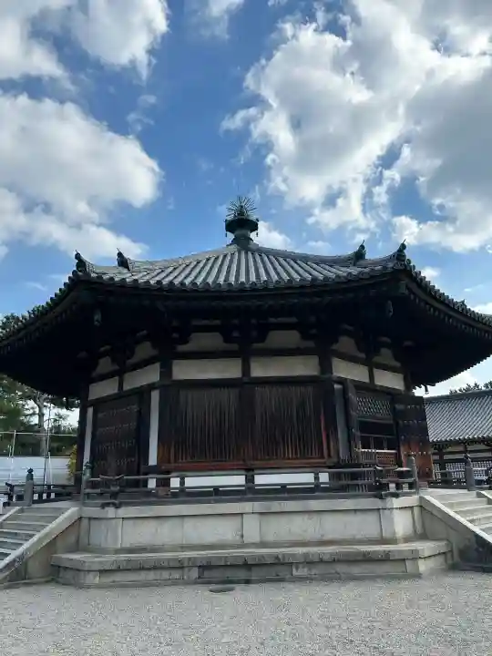 法隆寺 夢殿の{uncategorized: "未分類", other: "その他", undefined: "問題あり", building: "その他建物", grave: "お墓", sacred_gate: "鳥居", guardian: "狛犬", statue: "像", buddha: "仏像", history: "歴史", nature: "自然", garden: "庭園", animal: "動物", pagoda: "塔", temizu: "手水舎", mountain_gate: "山門・神門", sanctuary: "本殿・本堂", subordinate: "末社・摂社", art: "芸術", scenery: "景色", jizo: "地蔵", ema: "絵馬", goshuin: "御朱印", omikuji: "おみくじ", items: "授与品その他", amulet: "お守り", goshuincho: "御朱印帳", eats: "食事", festival: "お祭り", votive_dance: "神楽", shichigosan: "七五三参", wedding: "結婚式", experience: "体験その他", initially: "初詣", around: "周辺", anti_infection: "感染症対策"}